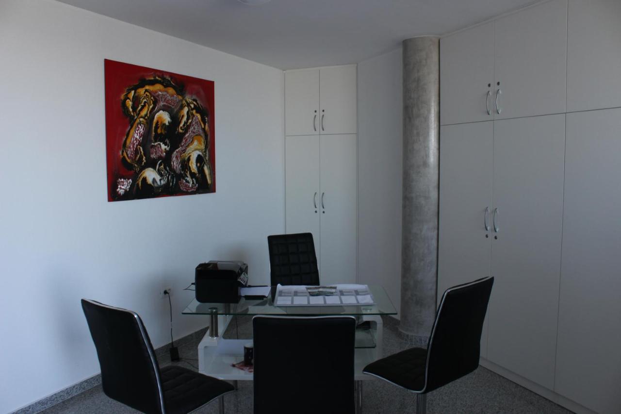 Apartmani Uwe 班约勒 外观 照片